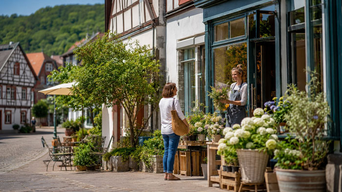 Thüringer Stadt- und Naturraum mit lokalem Betrieb und Kulturbezug